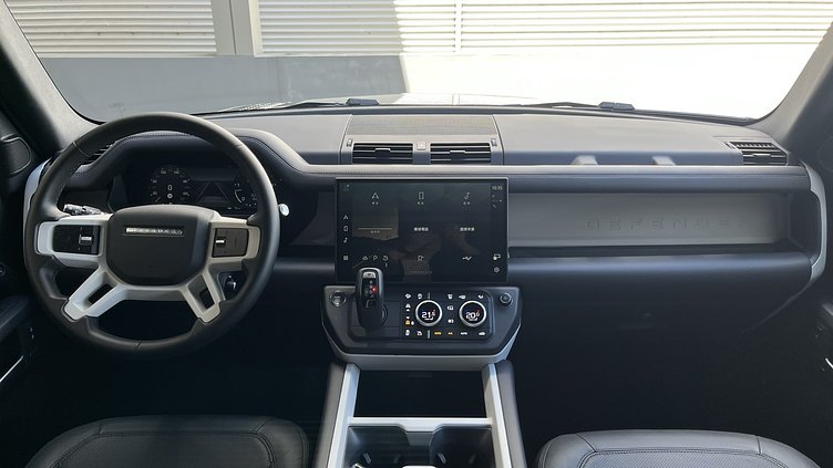 2025 認證中古車 Land Rover Defender 110 (1LQ) Woolstone Green 伍爾斯通綠 D350  輕油電混合 X-Dynamic HSE