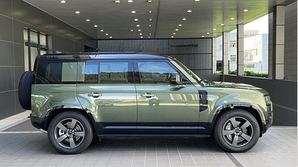 Defender 110 4