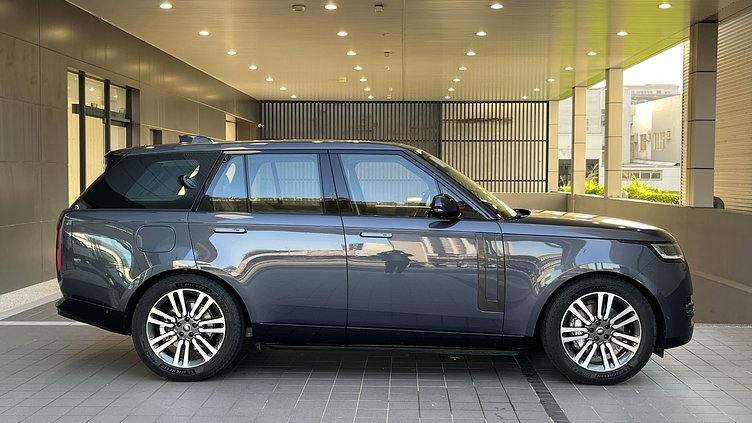 2025 認證中古車 Land Rover Range Rover (1EH)Varesine雷瓦澤藍 P400 汽油 (輕油電混合) 標準軸距 SE