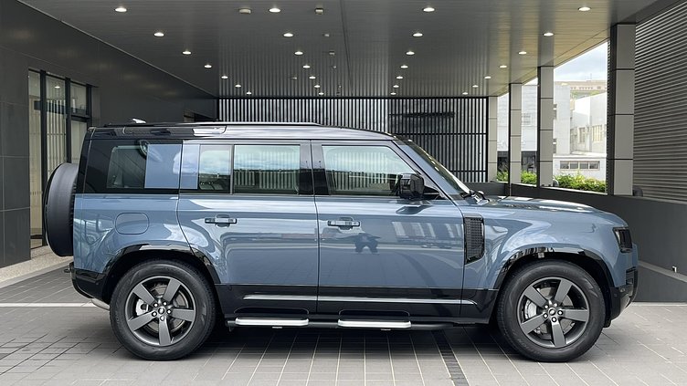 2024 認證中古車 Land Rover Defender 110 Tasman Blue 3.0 litre i6D​  X-Dynamic HSE