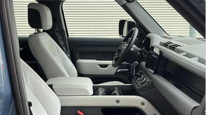 Defender 110 7