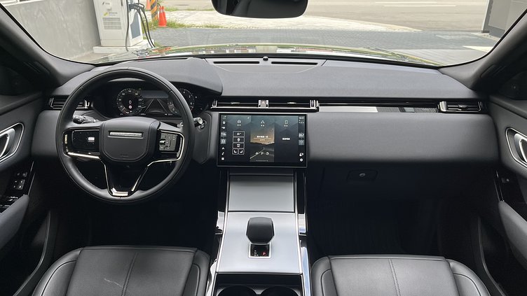 2024 認證中古車 Land Rover Range Rover Velar Santorini Black 2.0 litre i4P​ Standard Wheelbase S