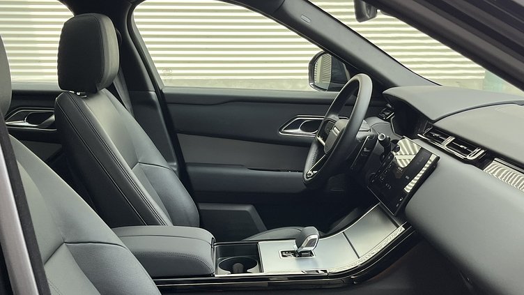 2024 認證中古車 Land Rover Range Rover Velar Santorini Black 2.0 litre i4P​ Standard Wheelbase S