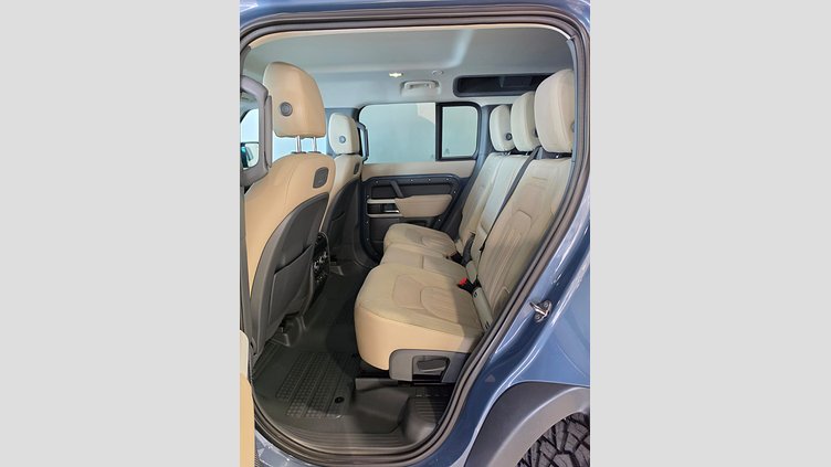2020 Seminuevos Approved Land Rover Defender 110 Tasman Blue 3.0 litre i6P​ SE