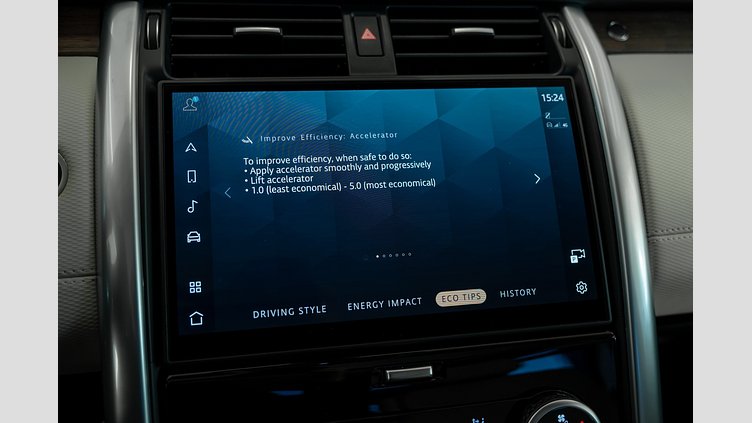 2024 Apstiprināts Land Rover Discovery Eiger Grey 3.0 litre i6D​ Dynamic SE D250