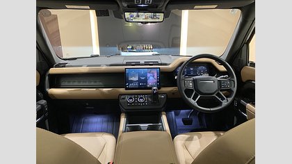 Defender 110 3