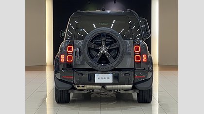 Defender 110 6