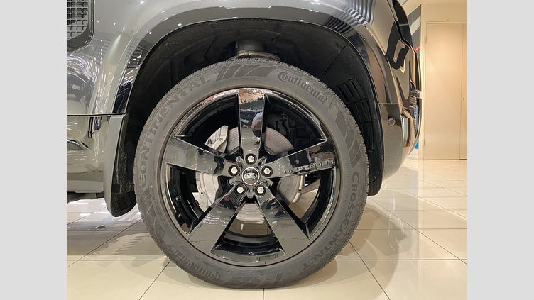 2025 認定中古車 Land Rover Defender 110 カルパチアングレイ D350 ディーゼルマイルドハイブリッド X-Dynamic HSE