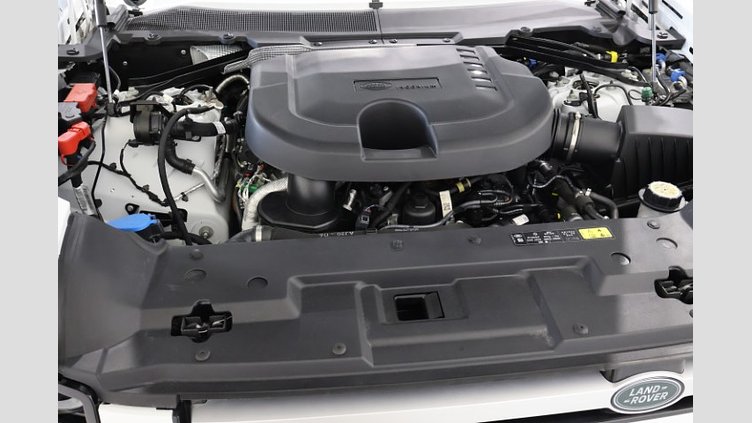 2025 認定中古車 Land Rover Defender 110 フジホワイト D350 ディーゼルマイルドハイブリッド S