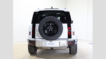 Defender 110 6
