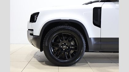 Defender 110 12