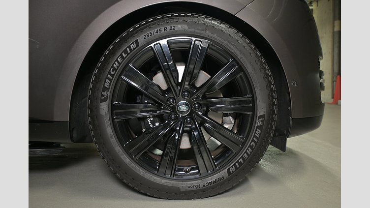 2024 認定中古車 Land Rover Range Rover シャラントグレイ D350 AWD MHEV（AT） スタンダードホイールベース Autobiography