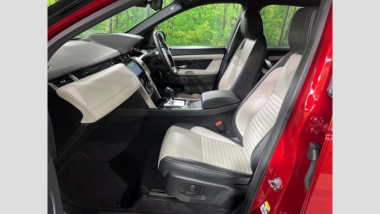 2019 認定中古車 Land Rover Discovery Sport フィレンツェレッド D180 AWD（オートマチック） 標準ホイールベース ディスカバリー スポーツ R-DYNAMIC SE
