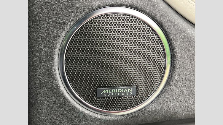 2019 認定中古車 Land Rover Discovery Sport フィレンツェレッド D180 AWD（オートマチック） 標準ホイールベース ディスカバリー スポーツ R-DYNAMIC SE