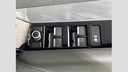 Range Rover Velar 46