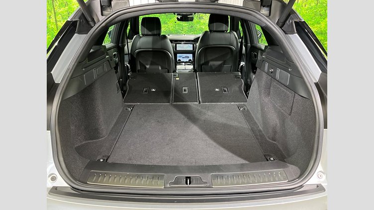 2019 認定中古車 Land Rover Range Rover Velar Indus Silver 2.0 litre i4D Diesel R-DYNAMIC S