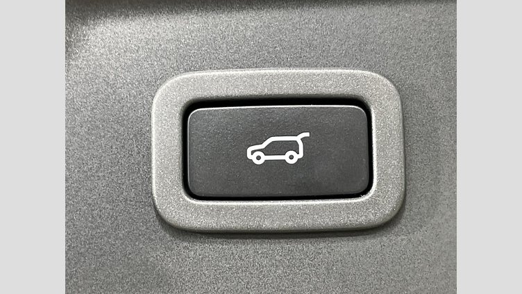 2019 認定中古車 Land Rover Range Rover Velar Indus Silver 2.0 litre i4D Diesel R-DYNAMIC S