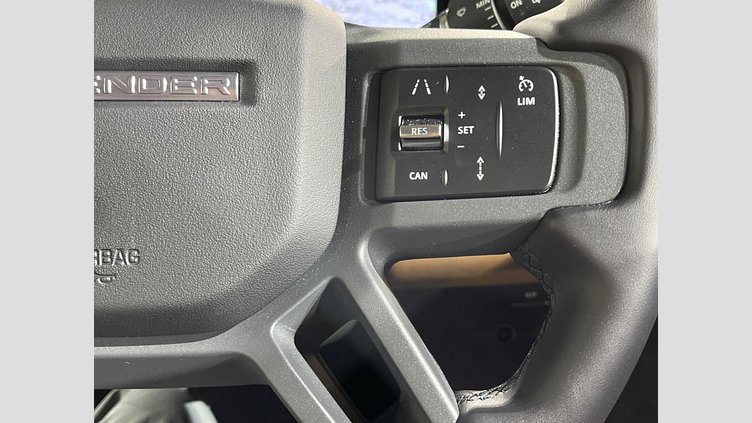 2024 認定中古車 Land Rover Defender 110 サントリーニブラック D350 ディーゼルマイルドハイブリッド X-Dynamic HSE