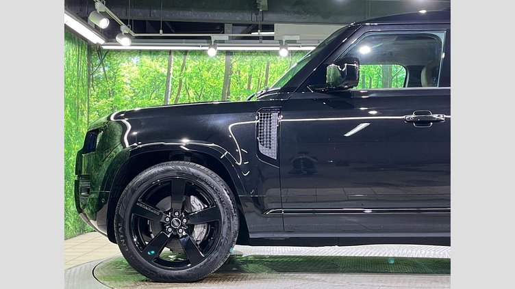 2024 認定中古車 Land Rover Defender 110 サントリーニブラック D350 ディーゼルマイルドハイブリッド X-Dynamic HSE