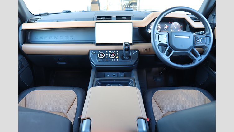 2023 認定中古車 Land Rover Defender 110 サントリーニブラック D300 AWD（AT） X-DYNAMIC HSE