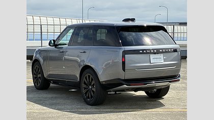 Range Rover 7