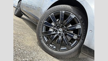 Range Rover 9