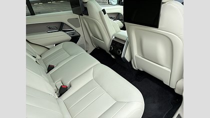 Range Rover 12