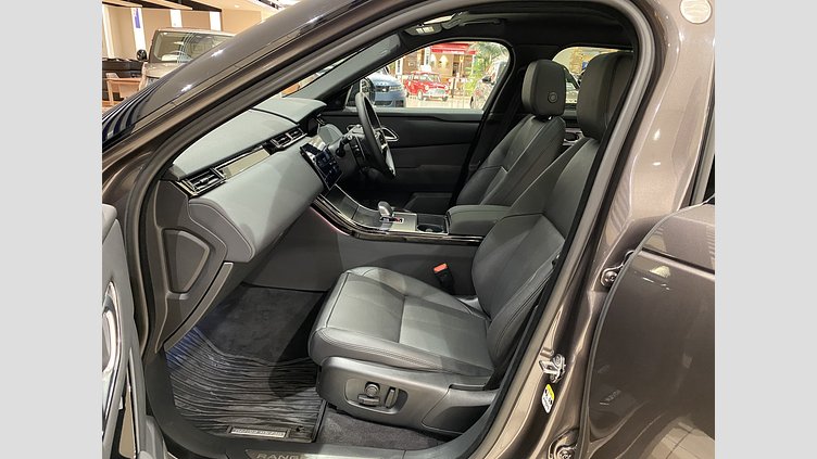 2024 認定中古車 Land Rover Range Rover Velar Charente Grey 2.0 litre i4D​ D200　Dynamic SE