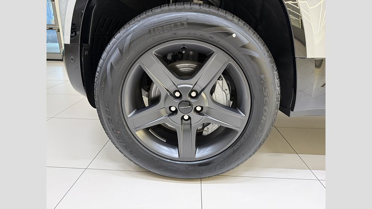 2026 Ny Land Rover Defender 110 Borasco Grey Bensin Laddhybrid X-Dynamic SE