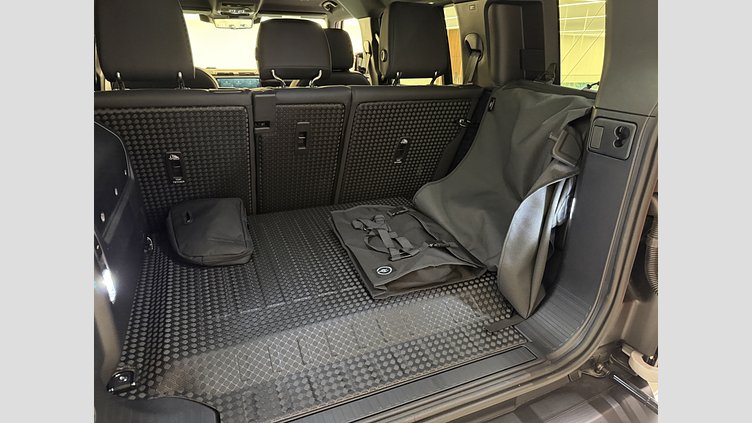 2026 Ny Land Rover Defender 110 Borasco Grey Bensin Laddhybrid X-Dynamic SE