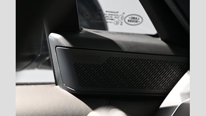 Range Rover 23