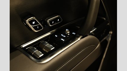 Range Rover 22
