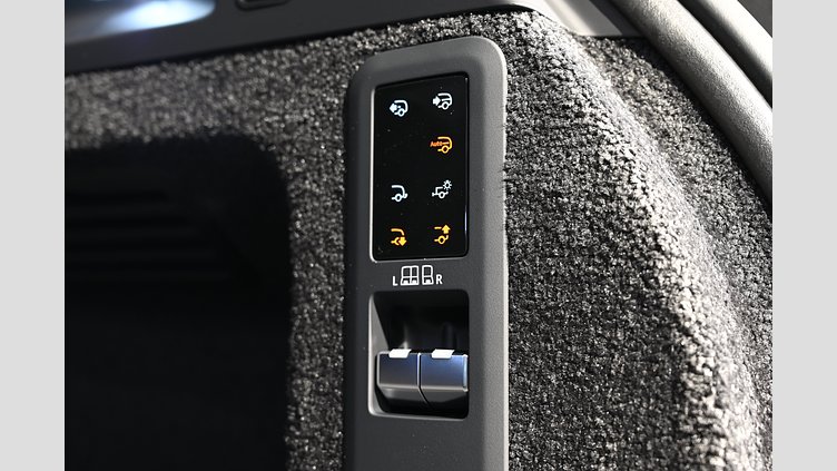 2026 Ny Land Rover Range Rover Charente Grey P550e AWD AUTO PHEV Standard hjulbas Autobiography