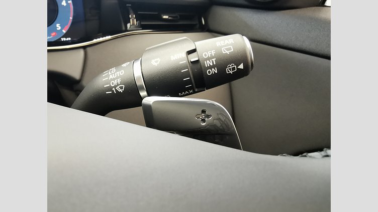 2024 認定中古車 Land Rover Range Rover Evoque サントリーニブラック D200マイルドハイブリッド（ディーゼル） スタンダードホイールベース S