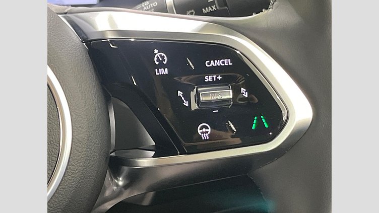 2024 認定中古車 Jaguar I-Pace ポルトフィーノブルー EV400  R-DYNAMIC SE