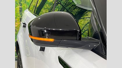 Range Rover Velar 24
