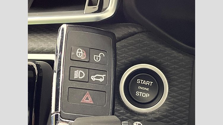 2022 認定中古車 Land Rover Range Rover Velar Fuji White 2.0 litre i4P​ Ｒ-DYNAMIC Ｓ