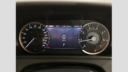 Range Rover Velar 37