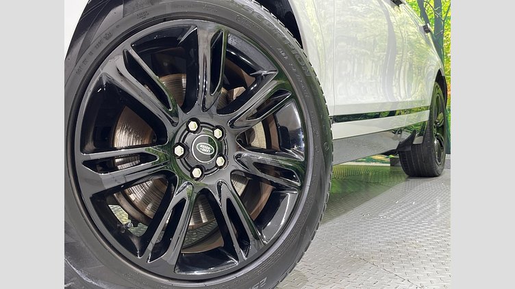 2022 認定中古車 Land Rover Range Rover Velar Fuji White 2.0 litre i4P​ Ｒ-DYNAMIC Ｓ
