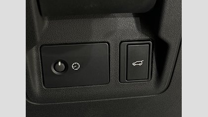 Range Rover Velar 17