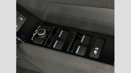 Range Rover Velar 18
