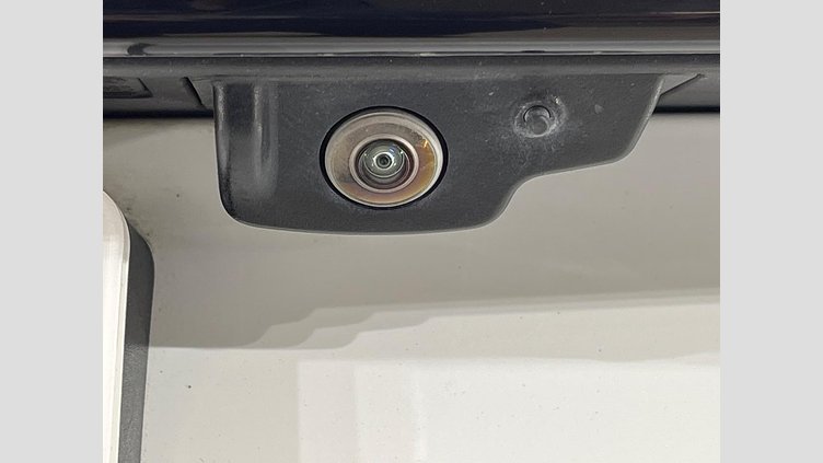 2022 認定中古車 Land Rover Range Rover Velar Fuji White 2.0 litre i4P​ Ｒ-DYNAMIC Ｓ
