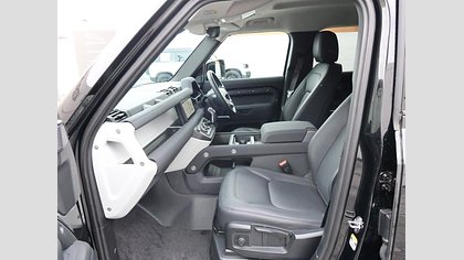 Defender 110 74