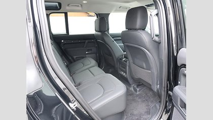 Defender 110 16