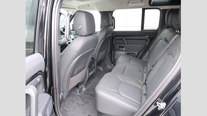 Defender 110 47