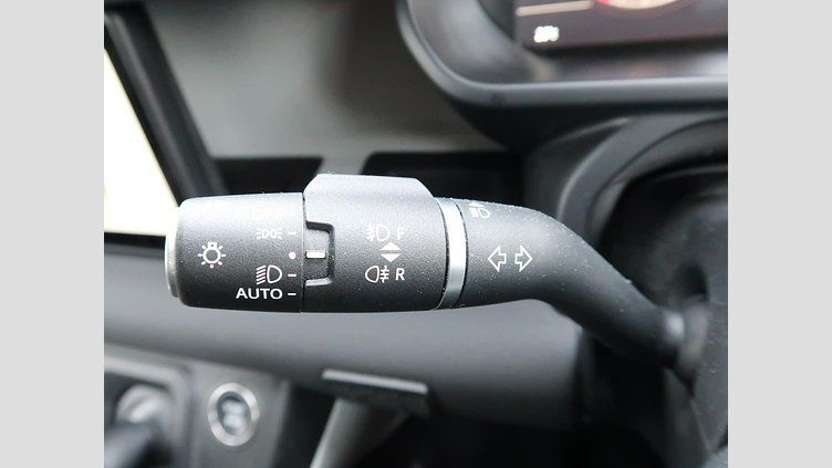 2023 認定中古車 Land Rover Defender 110 サントリーニブラック D300 AWD（AT） S