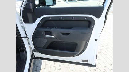Defender 110 15