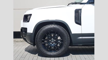 Defender 110 51