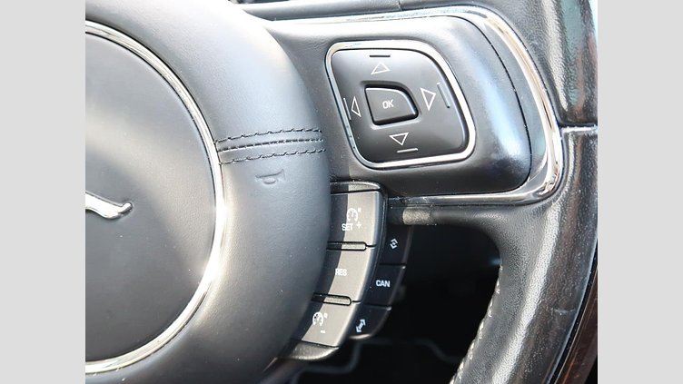 2018 認定中古車 Jaguar XJ Santorini Black ガソリン プレミアムラグジュアリー