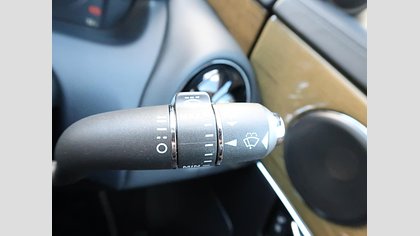 XJ 35